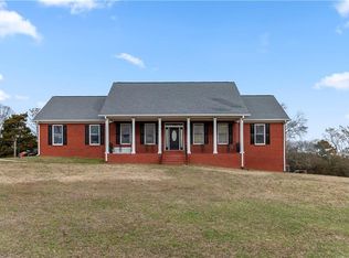 2984 Berry Rd, Loganville, GA 30052