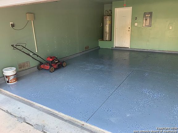 4th image of 7806 Mesquite Farm