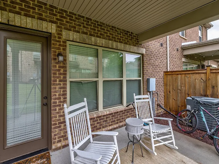 206 Bixby Private Ln — Photo 39