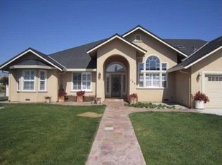 285 Kane Dr, Hollister, CA 95023