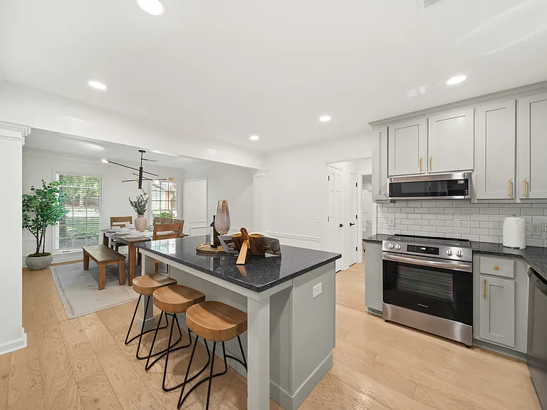 4506 Reva Way NE — Photo 10