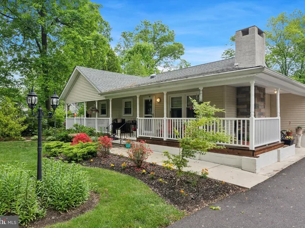 1566 E Butler Pike, Ambler, PA 19002