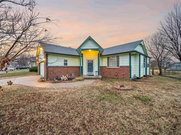 4927 E Ashton St, Wichita, KS 67220