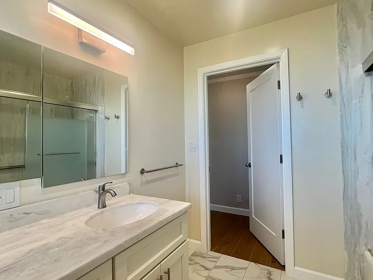 800A Hillside Ave — Photo 11
