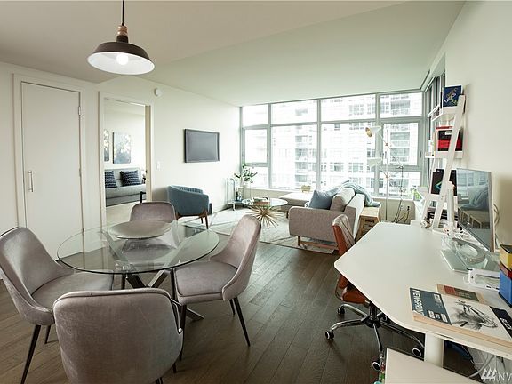 Open concept floor plan built for entertaining