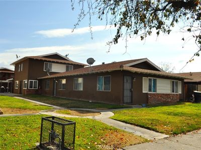 230 N Elk St, Hemet, CA, 92543