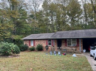 2366 Gingercake Ct, Lenoir, NC 28645