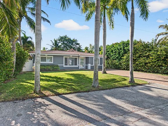 3rd image of 360 SW 2nd Street