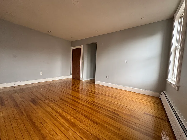 39-B07 Charter Oak Pl #B07 — Photo 1
