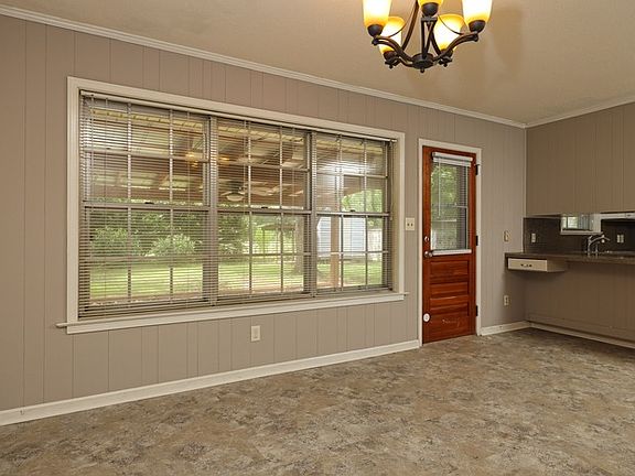 4th image of 3932 Ware Hill Dr
