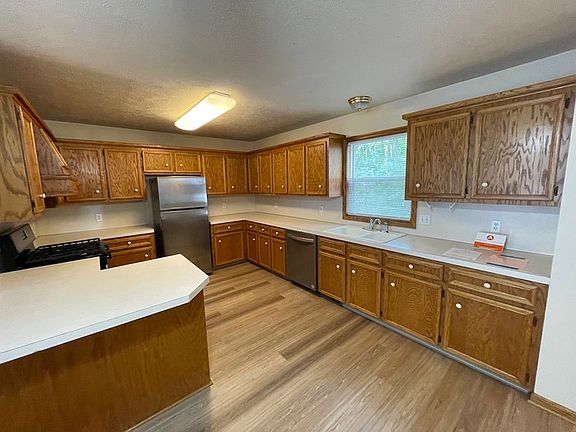 5th image of 4706 36th St SW #4706