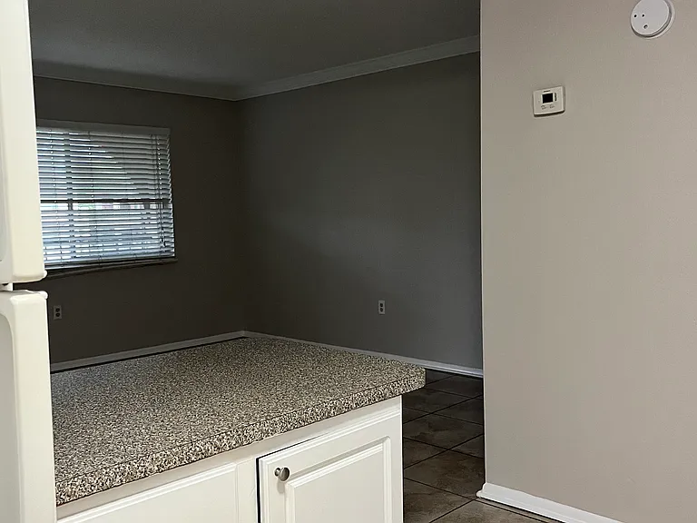121 Oyster Bay Cir #360 — Photo 6
