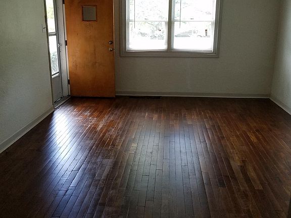 2nd image of 89 W Westfield Blvd