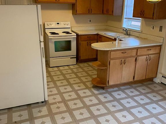 4th image of 9946 S Walden Pkwy #2E