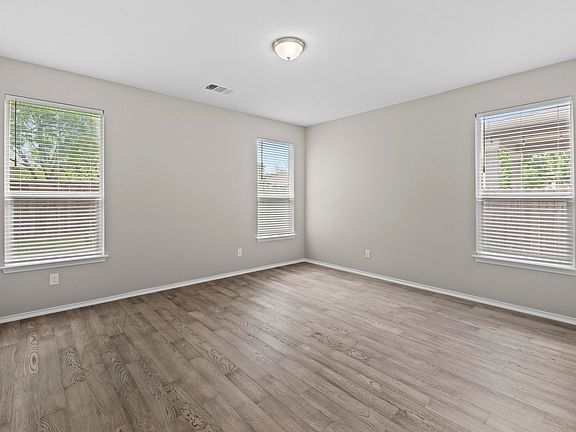4th image of 220 Espresso Dr