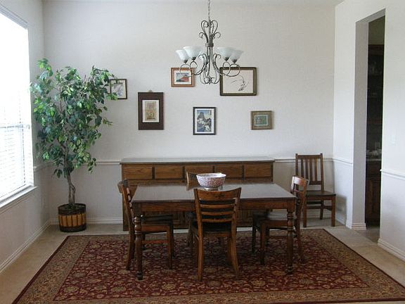 4th image of 6518 Lakecrest Dr