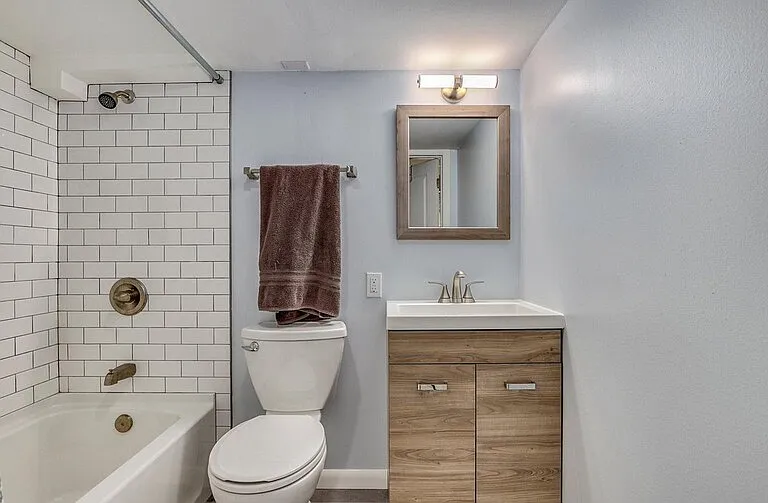 2902 Irving St — Photo 11