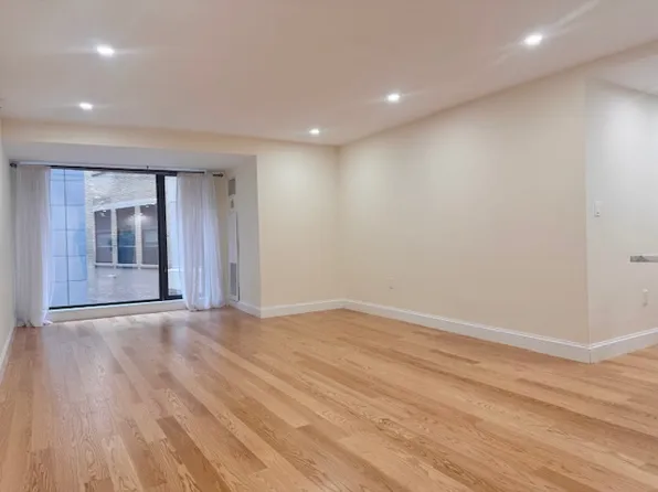 165 Tremont St Unit 404, Boston, MA 02111