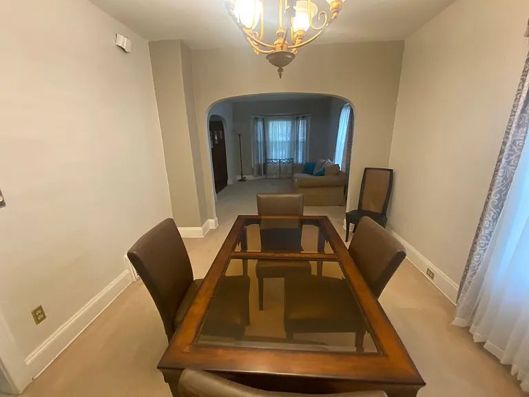 929 Norwood Ave — Photo 10