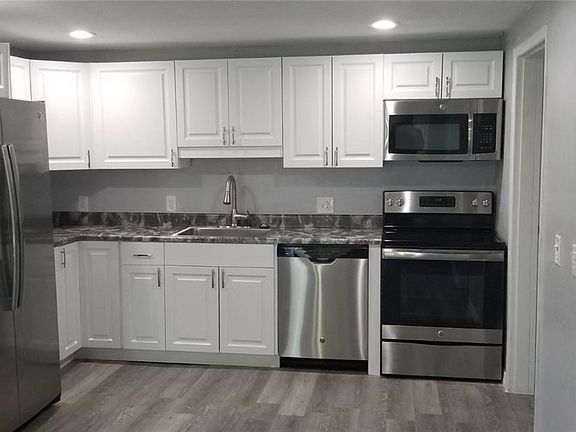 5th image of 530 7th Pl #530