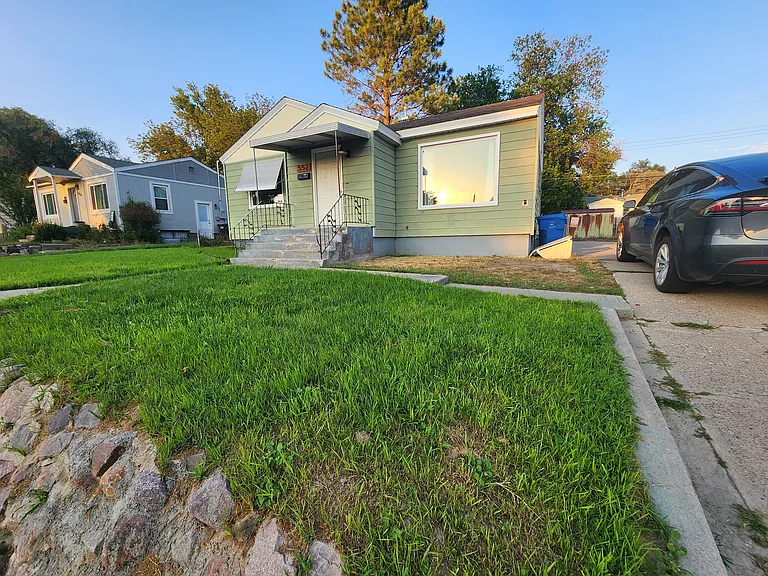 552 Fairmont Ave — Photo 3