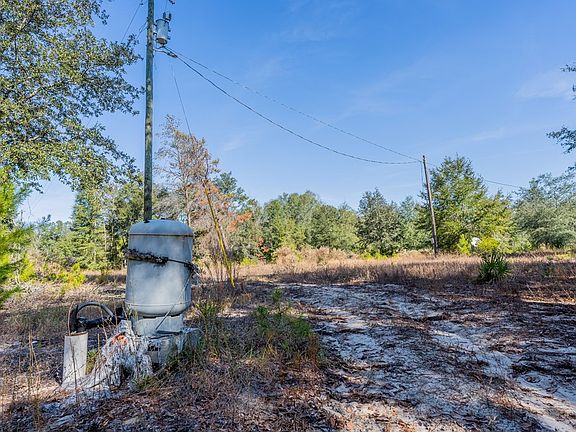 2nd image of 503 Old McHaus Ln