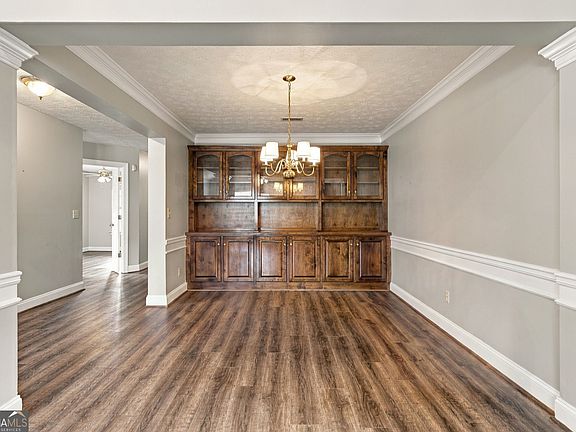 4th image of 1 N Pointe Dr NE