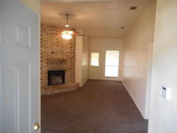 5th image of 2826 Stonycroft Ct
