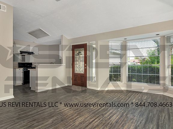 4th image of 3922 Whitchurch Dr