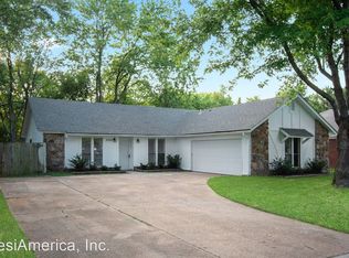 3387 Hallshire Dr, Memphis, TN 38115