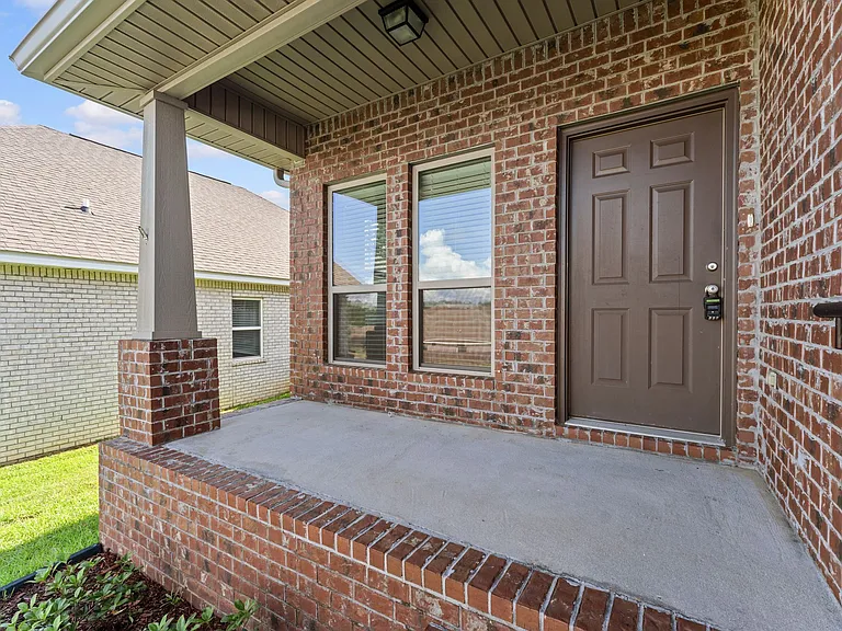 27320 Lashay Dr — Photo 35