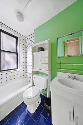 Sold by Compass | media 18