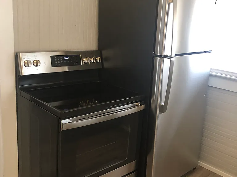 114 N Saint Clair Abrams Ave #114 — Photo 3