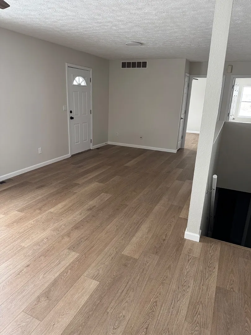 Unit Photo - 601 W 1st St #98-S