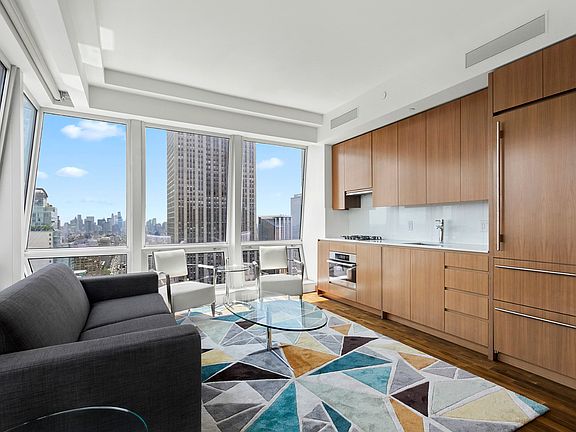 3rd image of 400 5th Ave APT 42H