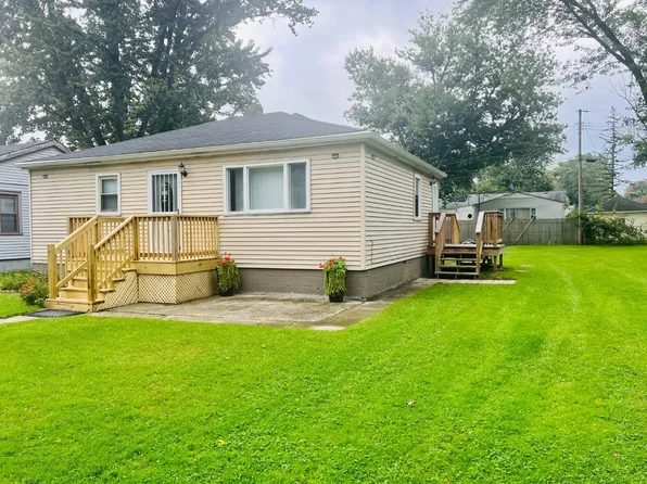 2909 Forest St, Lake Station, IN 46405