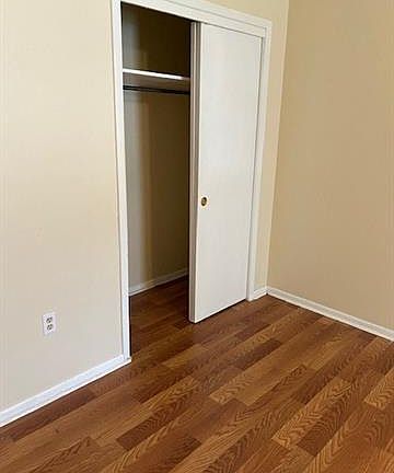 5th image of 4416 Demontluzin St