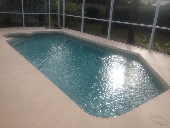3rd image of 6758 Paseo Castille