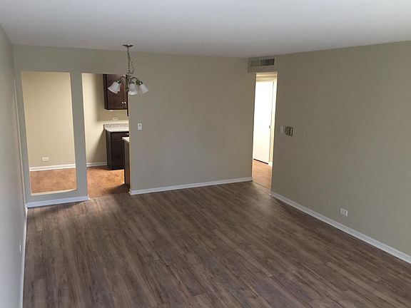 4th image of 5101 Carriageway Dr Unit B-107