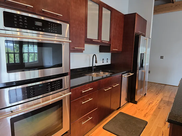 448 W Nationwide Blvd #421 — Photo 4