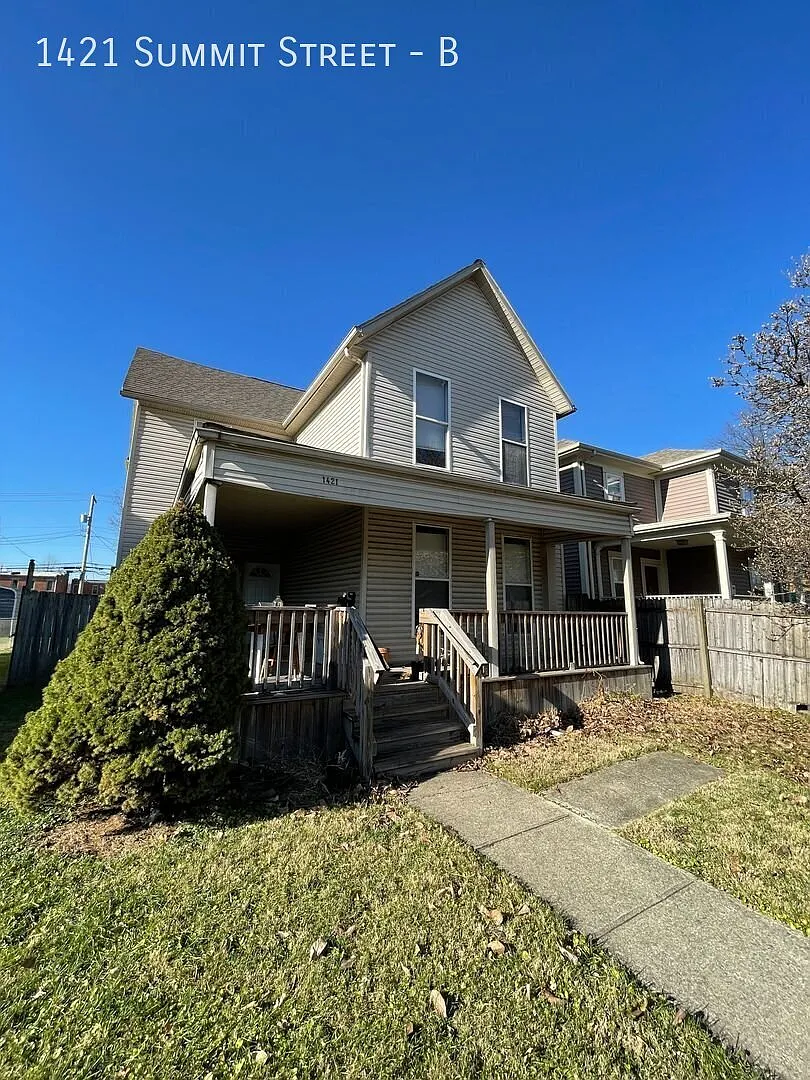 Very Spacious 3 Bed Apartment Close to OSU Campus Available Fall 2027 — Photo 1