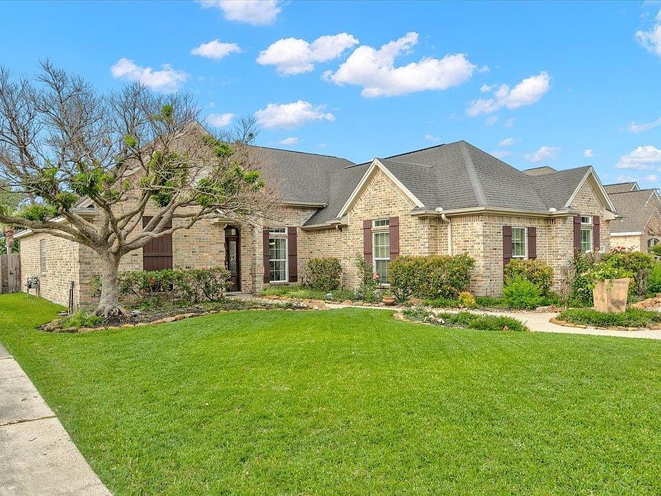 8050 Village Dr Beaumont TX 77713 Zillow