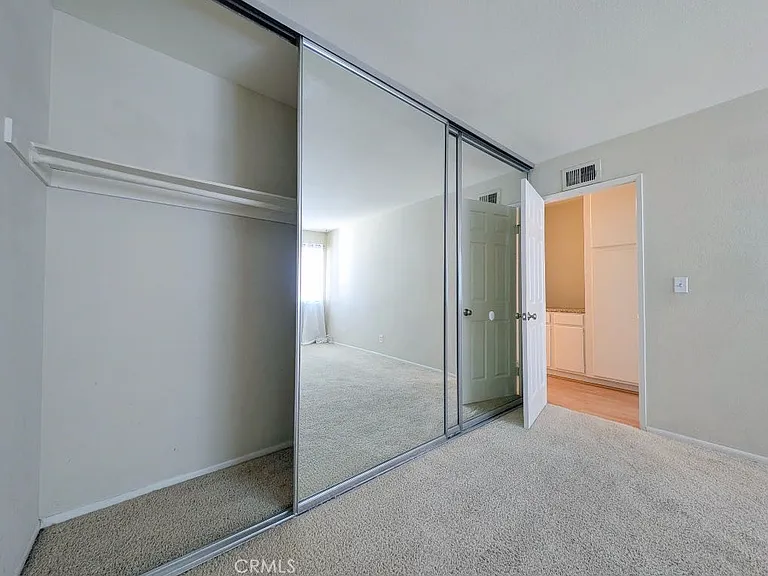1965 Coulston St #10 — Photo 51