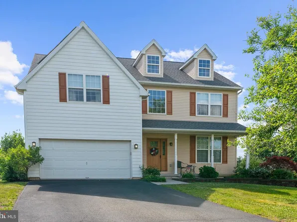 150 Marjessa Dr, Gilbertsville, PA 19525