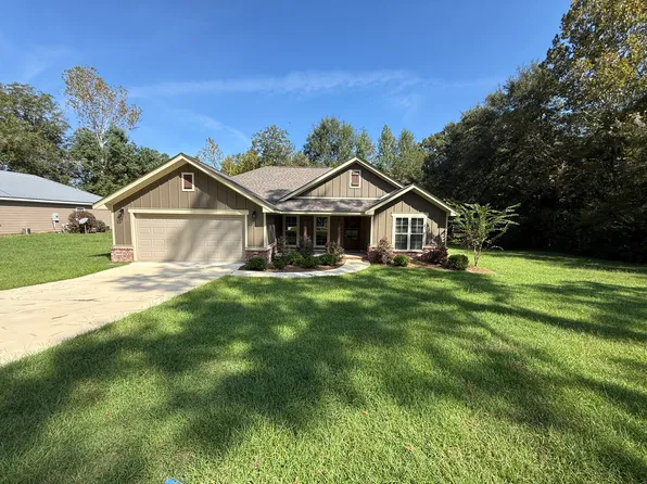 8 Center Ave, Sumrall, MS 39482