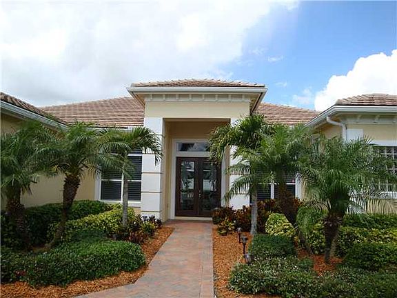 2nd image of 4115 Amelia Plantation Ct