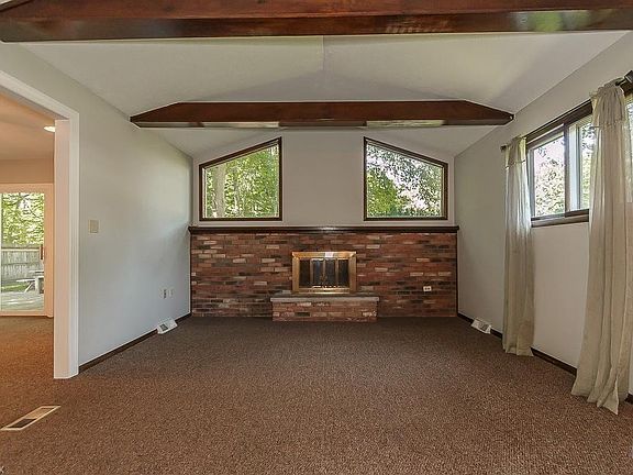3rd image of 5958 Galaxie Dr