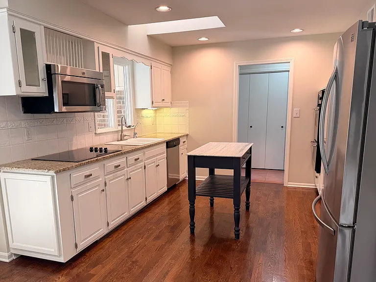 12844 Pembroke Cir — Photo 18