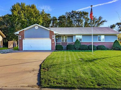 2611 Goldenrod Rd, Newton, KS, 67117