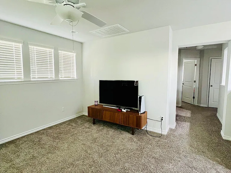109 Broken Oak Dr — Photo 15